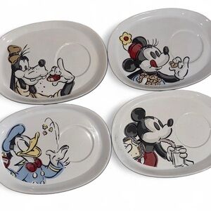 Disney Snack Plate Set – Mickey, Minnie, Goofy & Daffy (Set of 4) 2000s